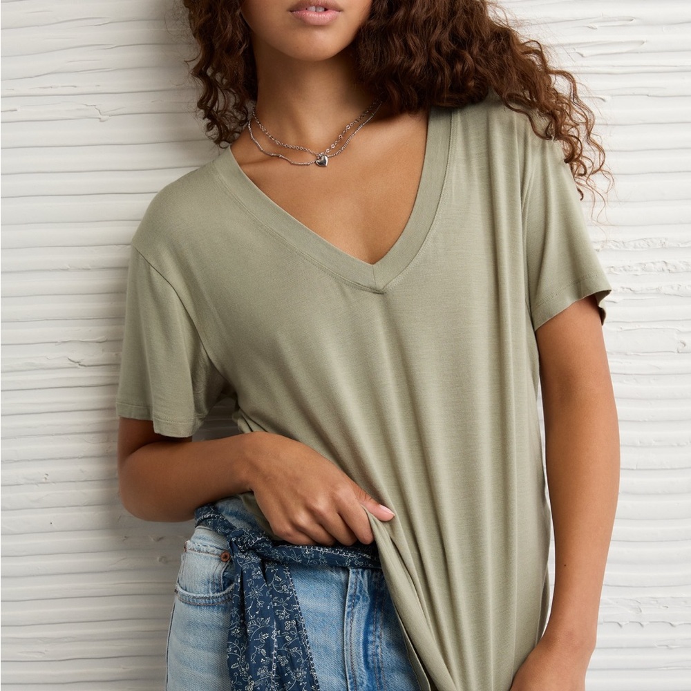 American Eagle Outfitters Sage V-Neck Tee